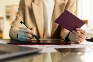 Les expatriés mariés à des Thaïlandais ont-ils besoin d'un permis de travail ?