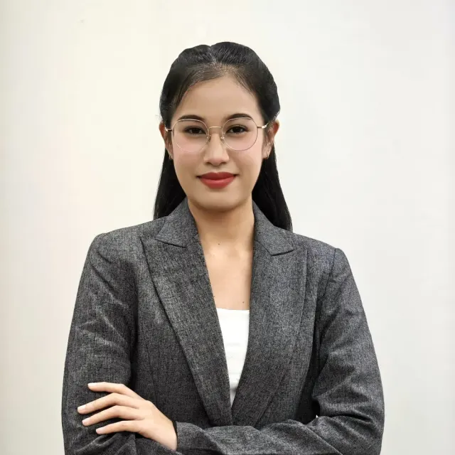Kamolwan Jandon (Seoul)